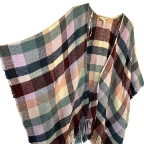 Jessica Simpson | Women's Plaid Fringe Poncho One Size - Picture 7 of 13